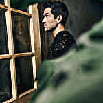 alfonso-herrera-percha-magazine-03.jpg