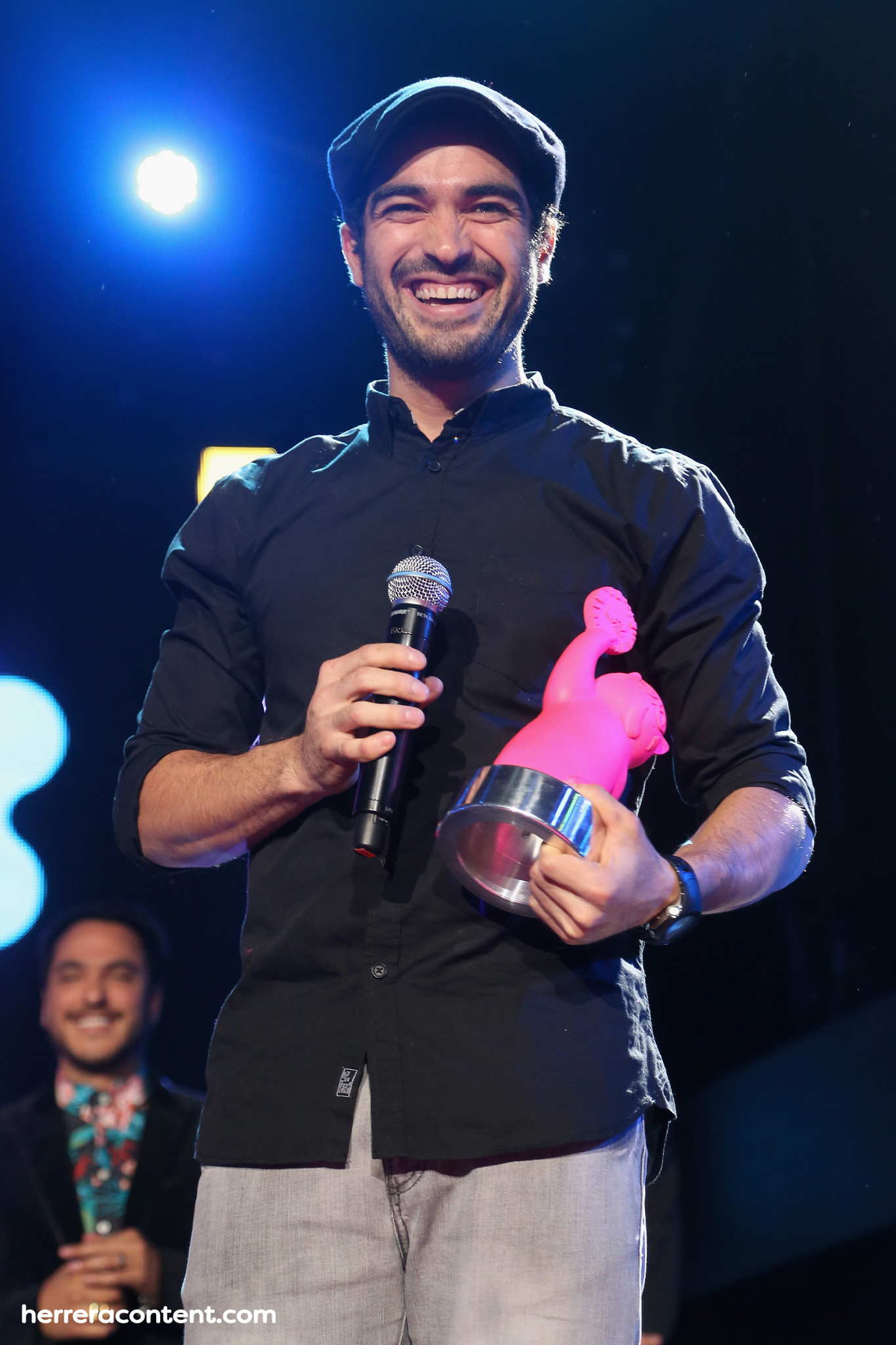 010-mtv.jpg