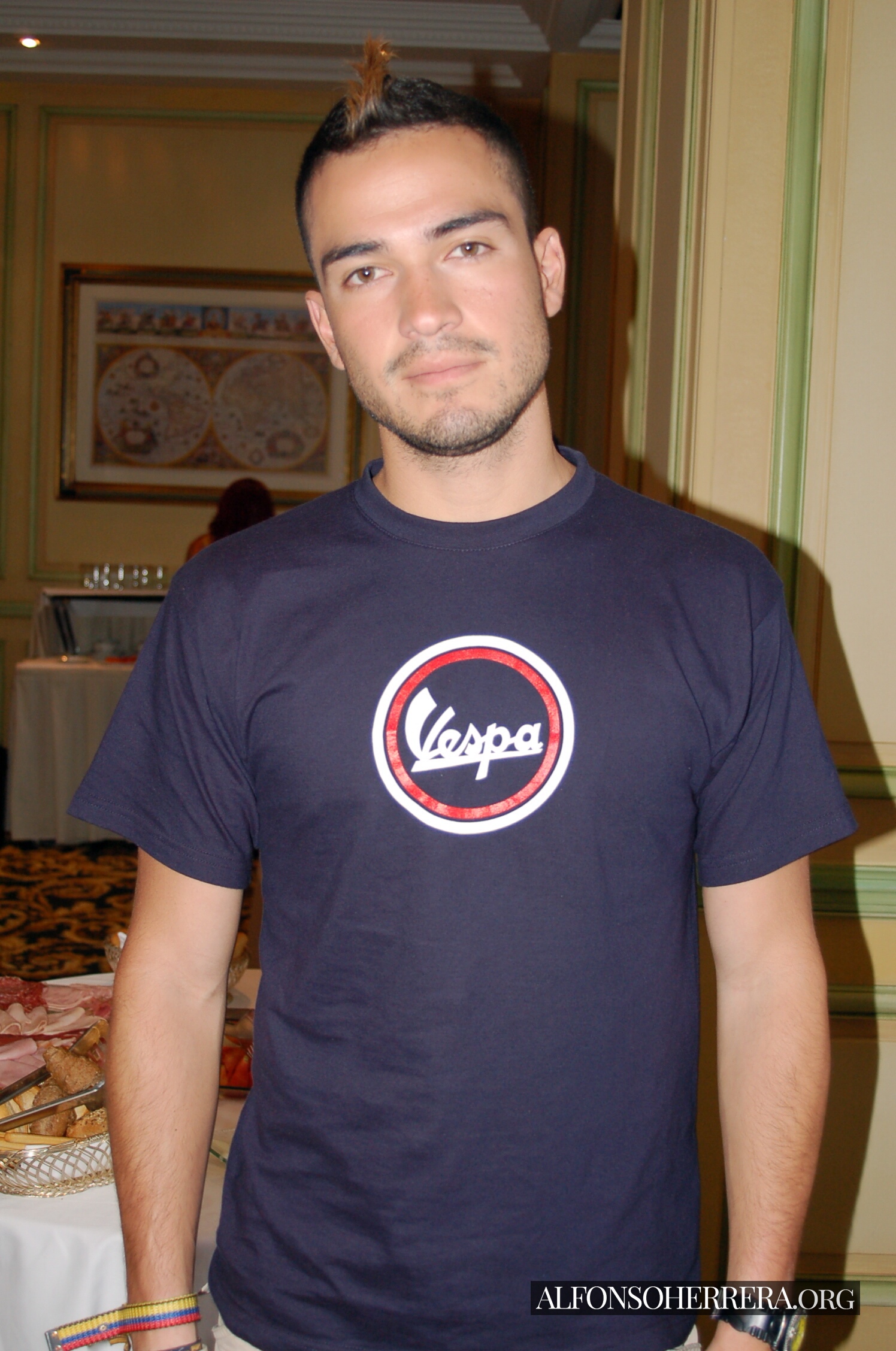 001-19.JPG