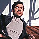 alfonso-herrera-latina-magazine-2022-001.jpg