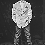 alfonso-herrera-reto-sterchi-2022-008.jpg