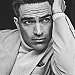 alfonso-herrera-reto-sterchi-2022-009.jpg