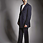 alfonso-herrera-lofficiel-2023-004~0.jpg